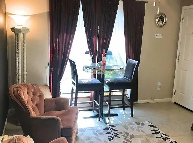 Private Suite-living Rm/kitchenette/bed/bath Gasthof *